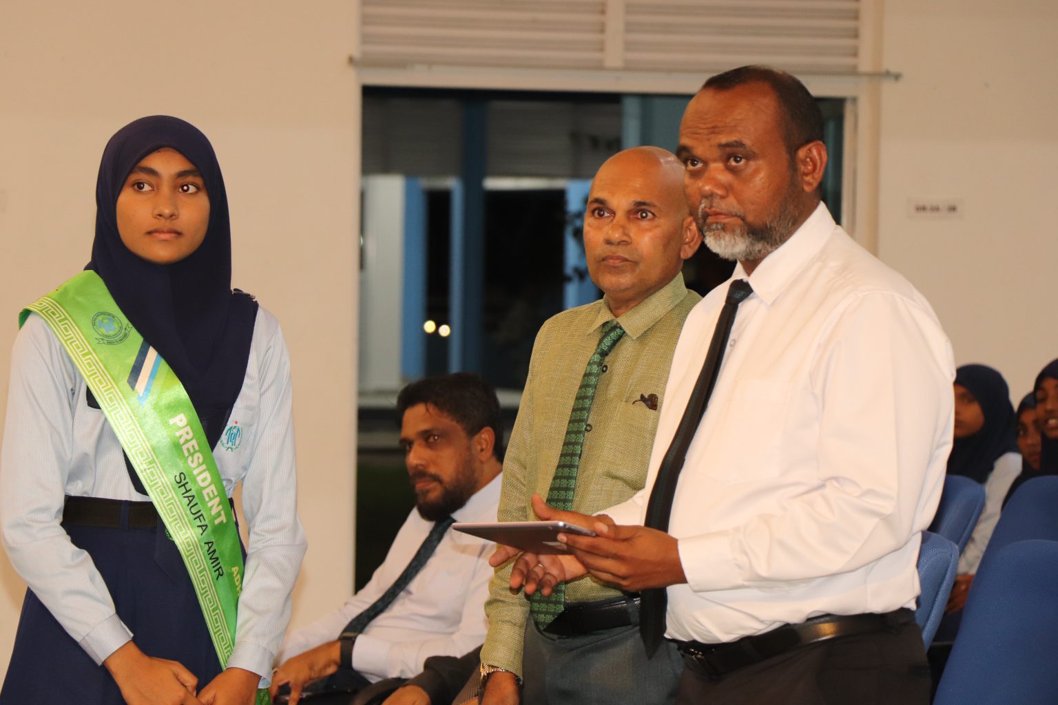 އިރު މަޖައްލާ އޮންލައިންކޮށް, އައު ވެބްސައިޓް އިފްތިތާހުކޮށްފި